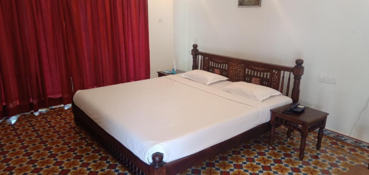 Thappa Garden Hotel Karaikudi Exterior photo