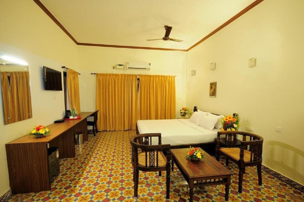 Thappa Garden Hotel Karaikudi Exterior photo